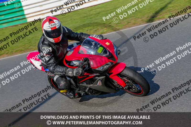 PJM Wedding Photography;enduro digital images;event digital images;eventdigitalimages;mallory park;mallory park photographs;mallory park trackday;mallory park trackday photographs;no limits trackdays;peter wileman photography;racing digital images;trackday digital images;trackday photos